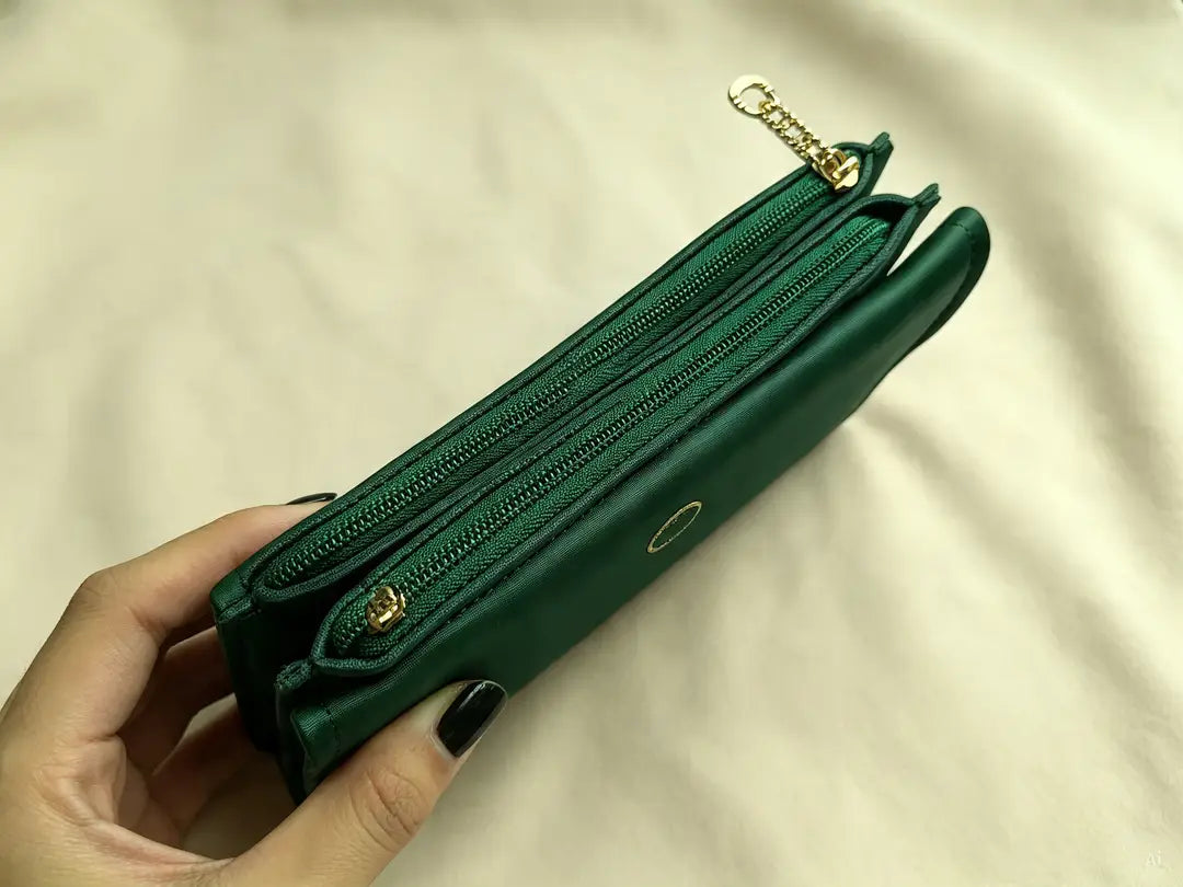 Women's PU Leather Plain Wristlet