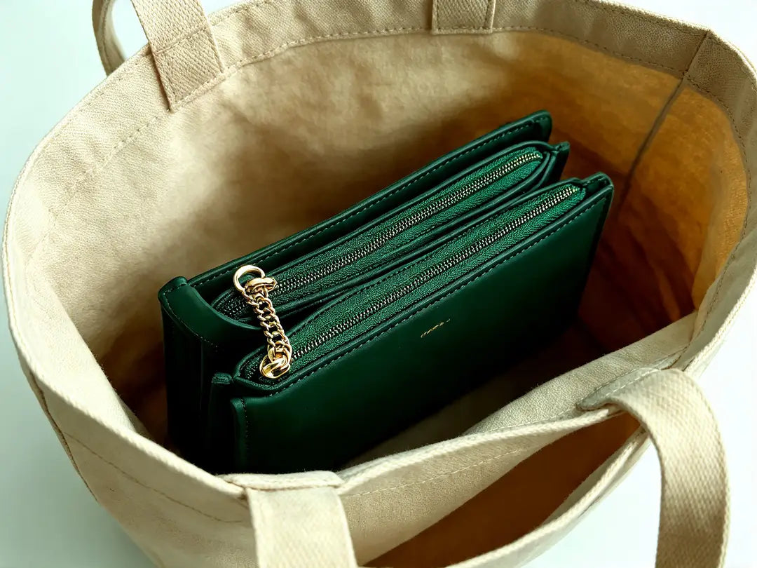 Women's PU Leather Plain Wristlet
